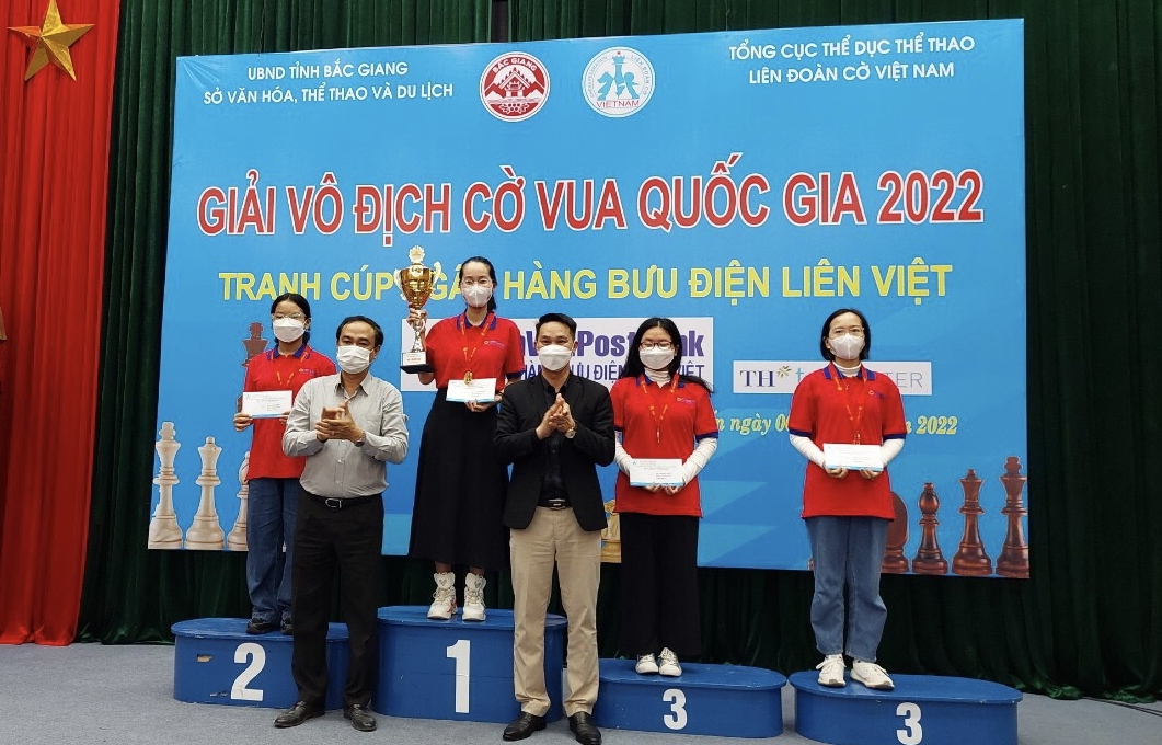 Tuấn Minh và Kim Phụng vô địch cờ tiêu chuẩn giải cờ vua quốc gia