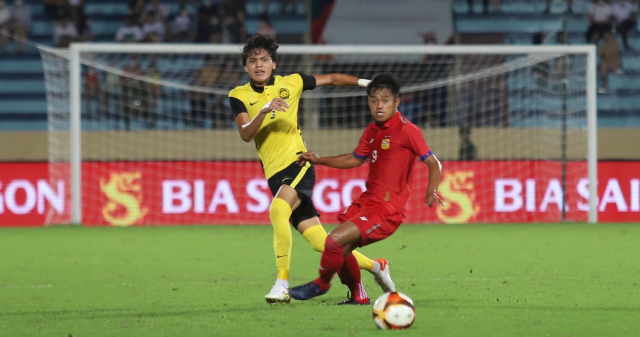 Sao châu Âu tỏa sáng, U23 Malaysia vượt mặt Thái Lan trên BXH