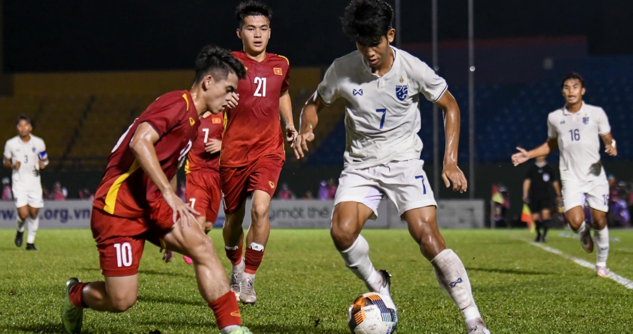 VIDEO: U19 Thái Lan 'nếm trái đắng' trước Việt Nam