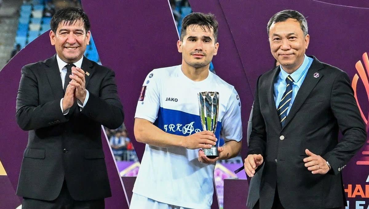 Chủ tịch VFF đóng vai trò đặc biệt ở chung kết Cúp châu Á