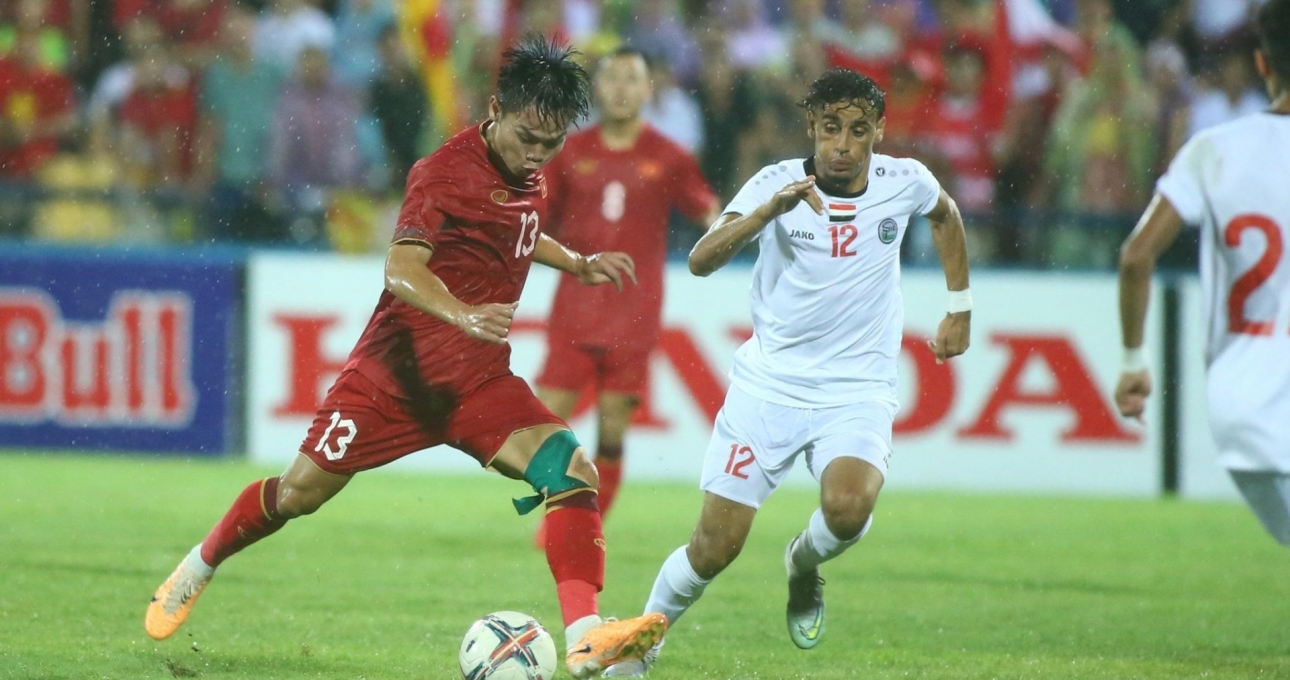 Bảng C vòng loại U23 châu Á 2026: Việt Nam 'đặt một chân' vào VCK