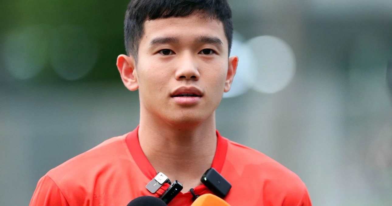 Hậu vệ U23 Việt Nam: 'HLV Kim Sang Sik không trách mắng tôi'