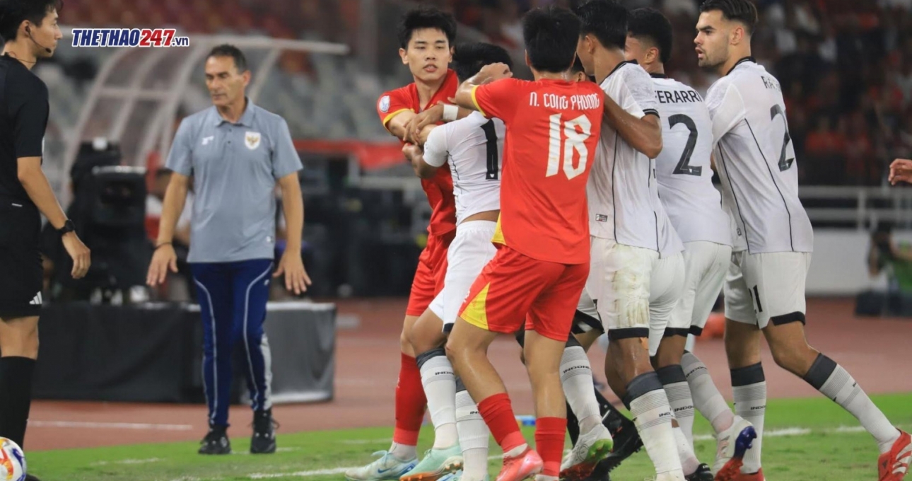 Xô xát cực gắt ở trận chung kết U23 Việt Nam vs U23 Indonesia