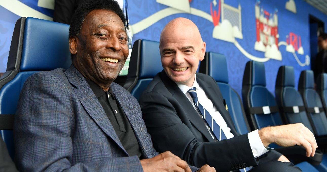 Chủ tịch FIFA gặp rắc rối lớn liên quan đến 'Vua bóng đá' Pele