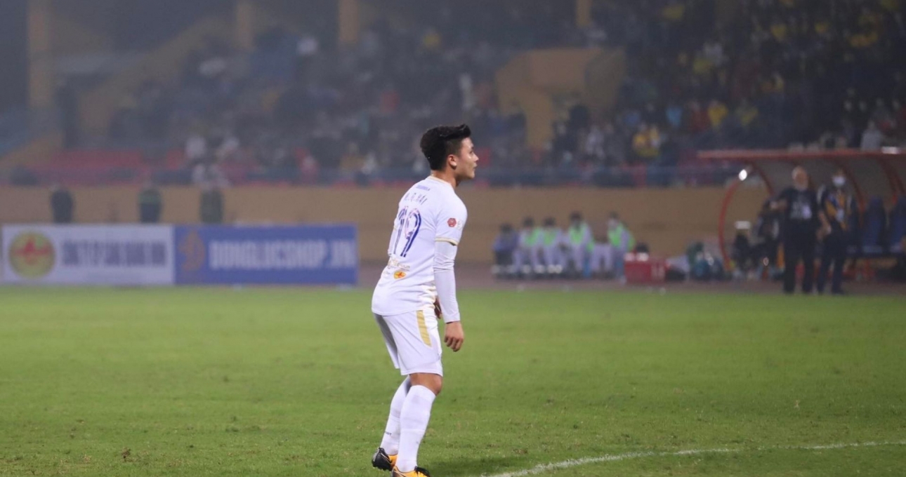 Bảng xếp hạng V-League 2022 vòng 4: Quang Hải đưa Hà Nội vượt mặt HAGL