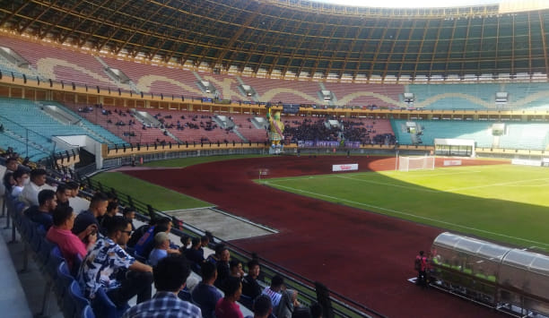 NÓNG: Bị cảnh sát Indonesia đòi 'tiền bảo kê', Malaysia hủy luôn trận đấu