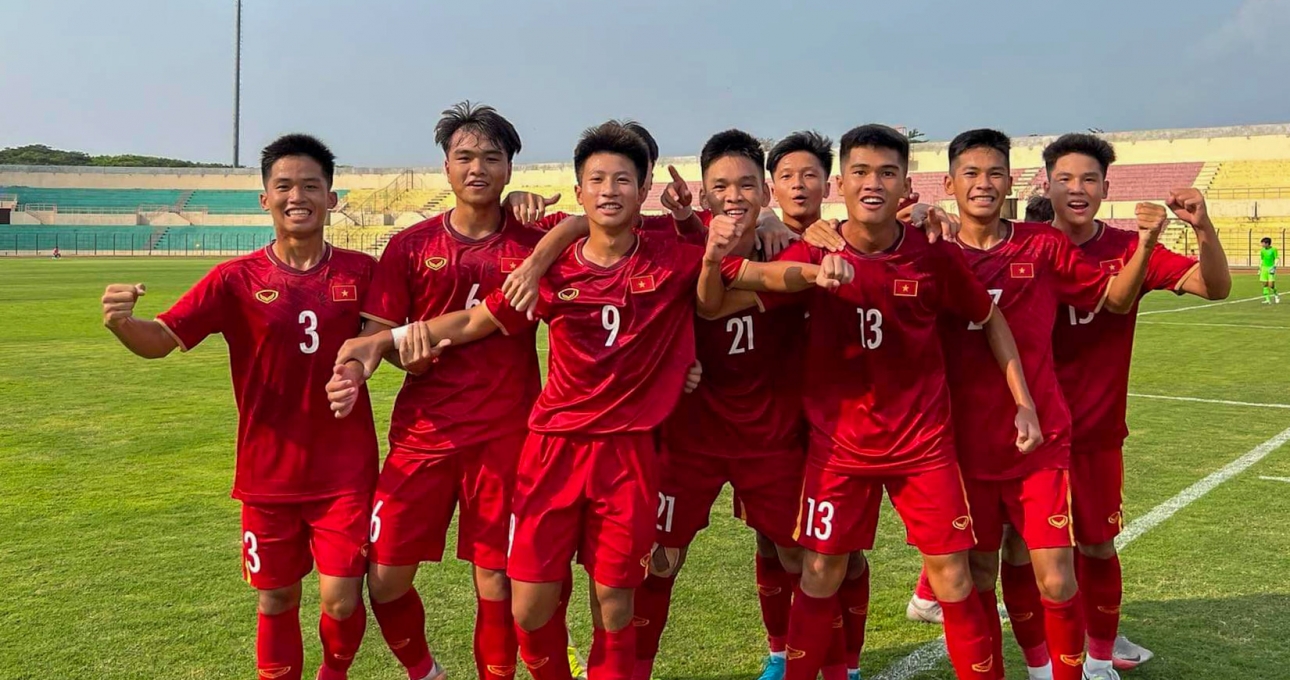 Đại thắng ngày ra quân, U16 Việt Nam phả hơi nóng lên Indonesia