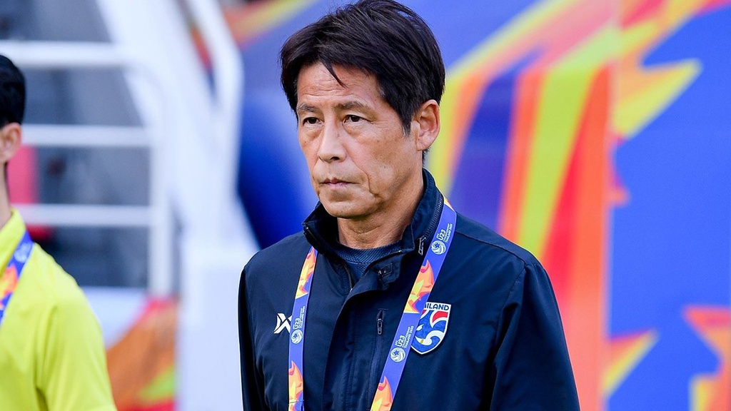 Bị sa thải, 'người cũ' tiết lộ sự thật về các cầu thủ Thái Lan