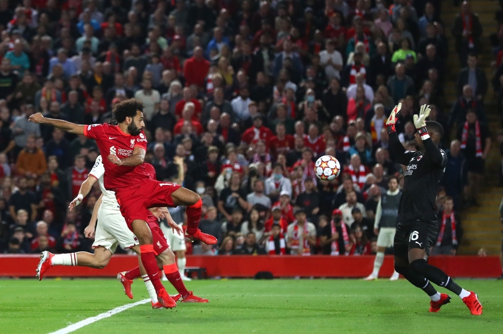 Video bàn thắng Liverpool 3-2 Milan: The Kop 'toát mồ hôi hột'