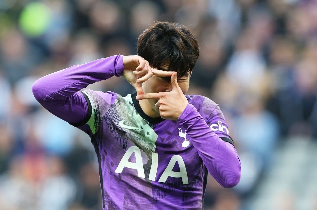 'Song sát' Son - Kane tỏa sáng, Tottenham thắng đội bóng mới đổi chủ