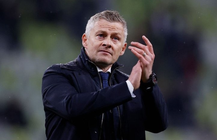 Chuyển nhượng MU 26/10: Lộ diện cái tên thay Solskjaer, chiêu mộ tiền vệ vạn người mê?