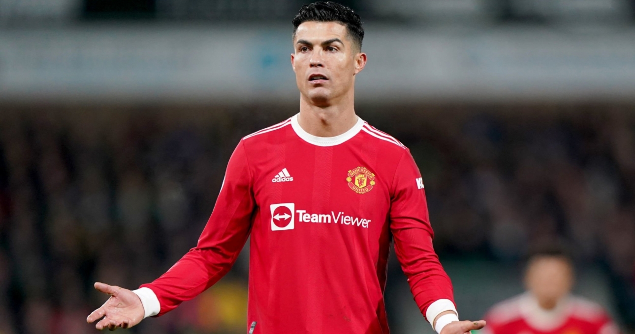Top 10 cầu thủ hưởng lương cao nhất tại MU: Ronaldo khác biệt với phần còn lại