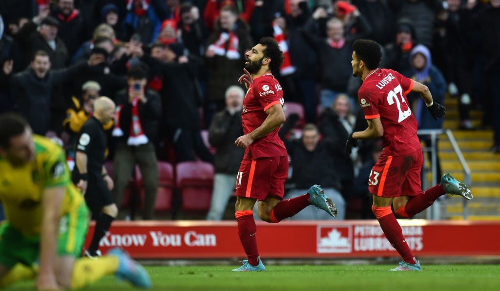 Salah và tân binh Diaz lập công, Liverpool thắng trận thứ 8 liên tiếp