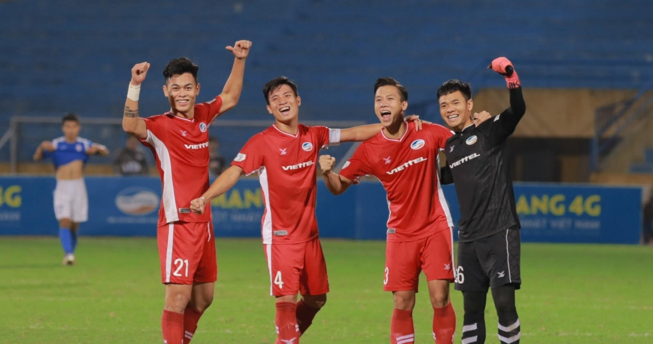 Thủ môn xuất sắc nhất V-League: 'Tôi mong Hà Nội và HAGL hòa'
