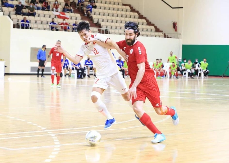 Việt Nam chiến đấu quật cường trước Lebanon để giành vé dự World Cup