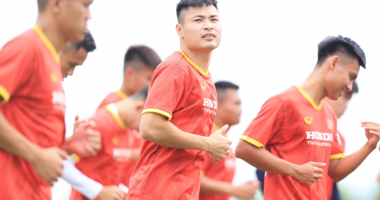 HLV Park Hang Seo bổ sung 5 tài năng trẻ lên ĐT Việt Nam
