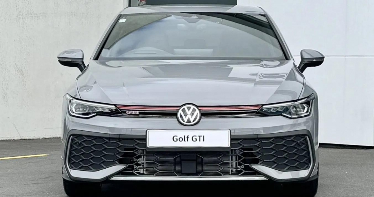 Đại lý tiết lộ Volkswagen Golf sắp được bán chính hãng tại Việt Nam, giá đồn đoán từ trên 1,2 tỷ đồng