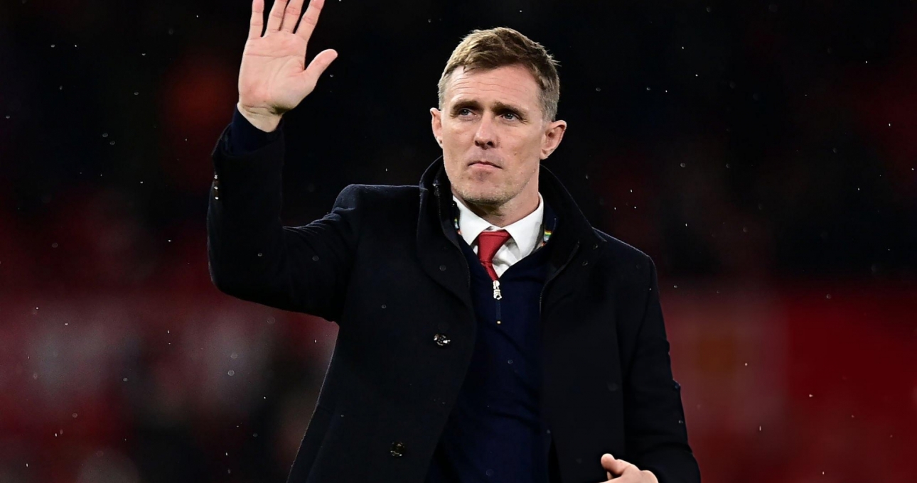 MU bị loại ở FA Cup, HLV Fletcher nói thẳng về tương lai