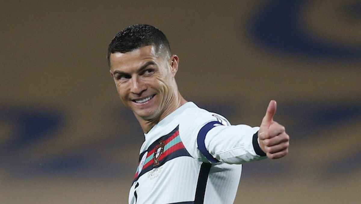 Ronaldo chốt lương 'khủng' và thời hạn hợp đồng với ‘gã khổng lồ’