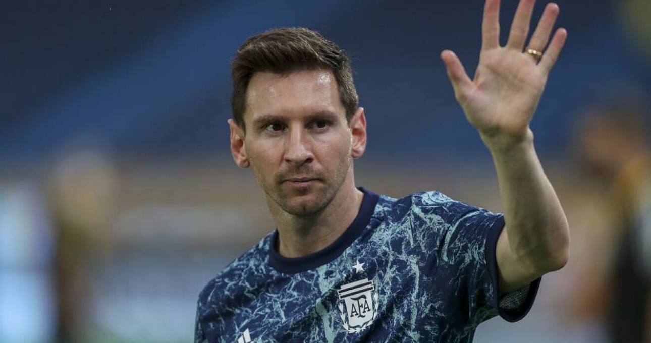 ‘Gã khổng lồ’ chia tay 10 ngôi sao, chốt lương ‘cực khủng’ với Messi