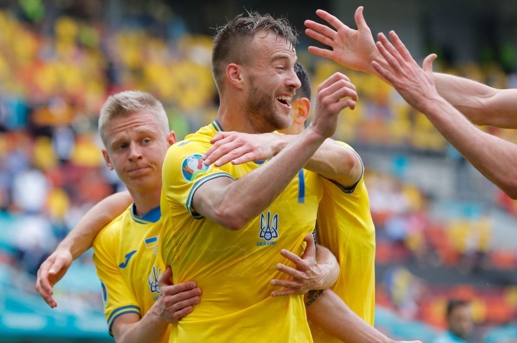 Chấm điểm Ukraina 2-1 Bắc Macedonia: Điểm nhấn sao Ngoại hạng Anh