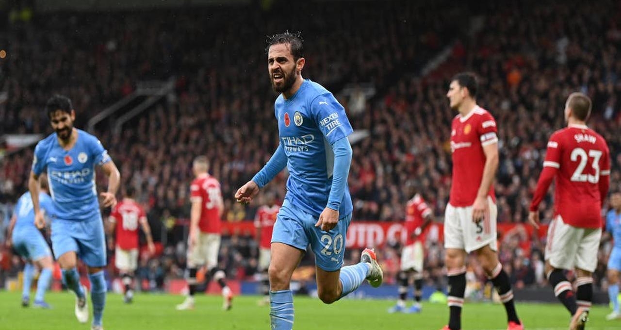 Bernardo Silva biến hàng thủ Man United thành những 'gã hề'