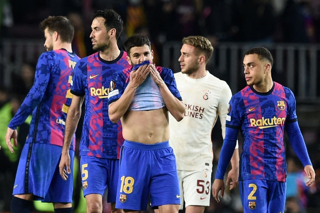 Barca đánh rơi chiến thắng tại đấu trường Europa League