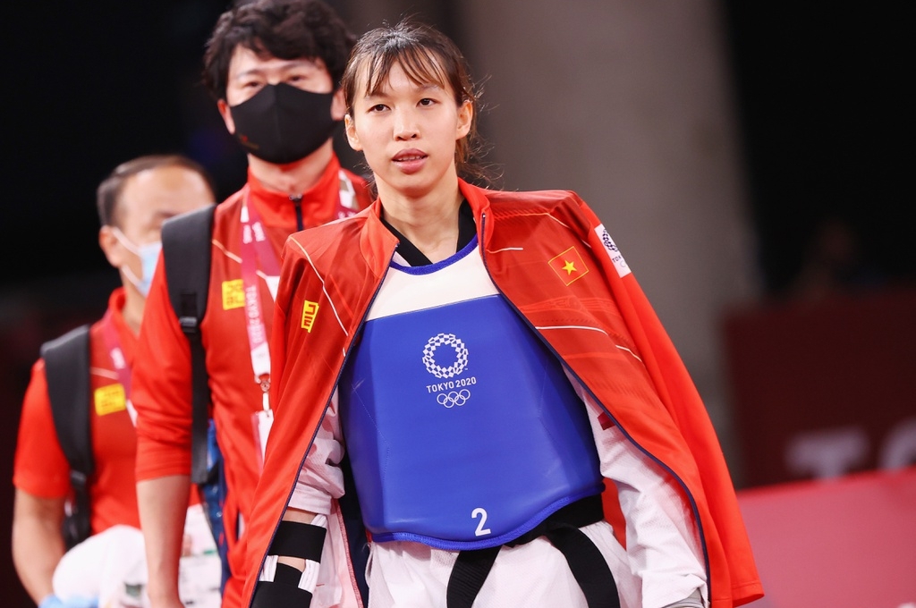 Tung 'liên hoàn cước', võ sỹ Việt Nam tạo nên trận đấu lịch sử tại Olympic