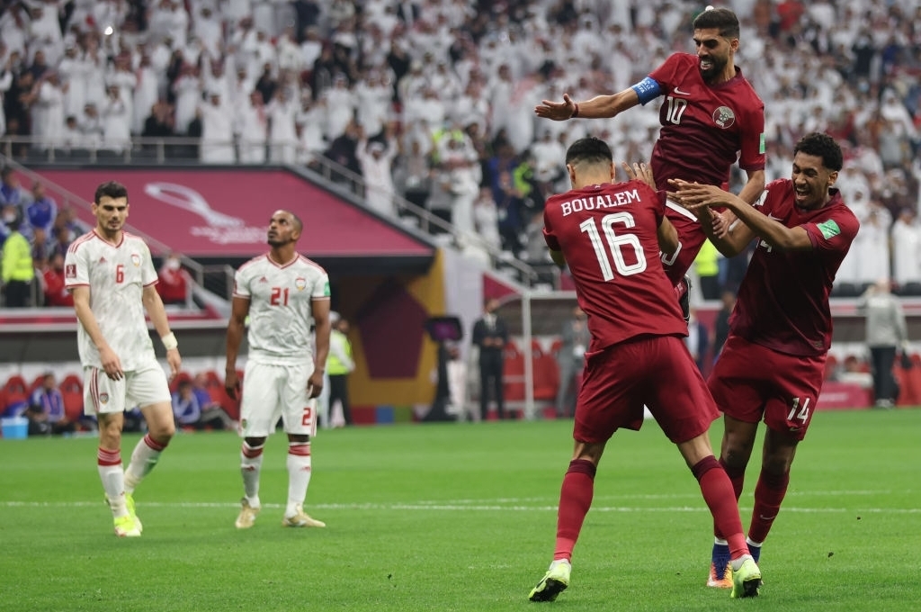 Qatar 'hủy diệt' đối thủ, chính thức vào bán kết 'giải đấu hoành tráng nhất khu vực'