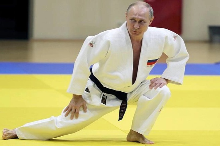 Liên đoàn Judo quốc tế 'tước' chức chủ tịch danh dự của ông Putin