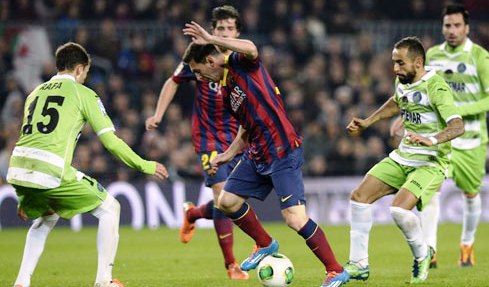 Barca 4-0 Getafe: Vừa trở lại, Messi đã lập cú đúp