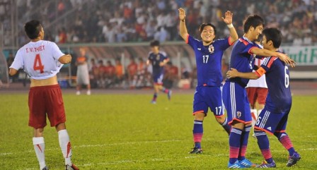 Cầu thủ U19 Việt Nam xin lỗi NHM sau trận thua đậm Nhật Bản