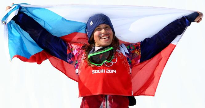 Nữ VĐV để ria mép độc đáo tại Olympic Sochi 2014