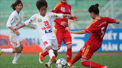 Thắng Hà Nam, bóng đá nữ thủ đô giành lại ngôi đầu bảng