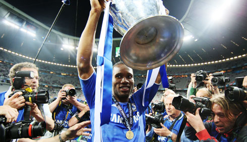 Drogba trở lại Stamford Bridge: Tình xưa nghĩa cũ