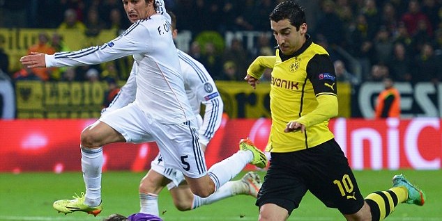 Pha bỏ lỡ của Mkhitaryan khiến Dortmund dừng cuộc chơi tại cúp C1