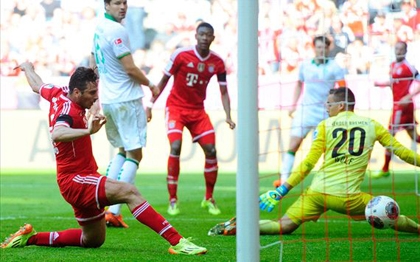 Chấm điểm Bayern 5-2 Werder Bremen: Người hùng Pizarro