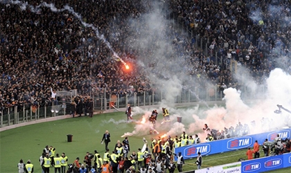 Napoli bị phạt sau vụ bắn nhau tại Coppa Italy