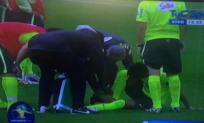 Neymar bất ngờ dính chấn thương trong buổi tập