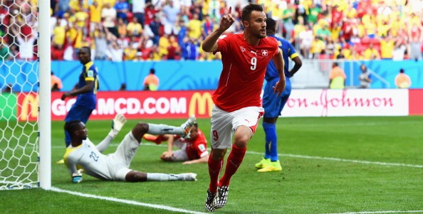 Thụy Sỹ thắng kịch tính Ecuador ở trận ra quân World Cup 2014
