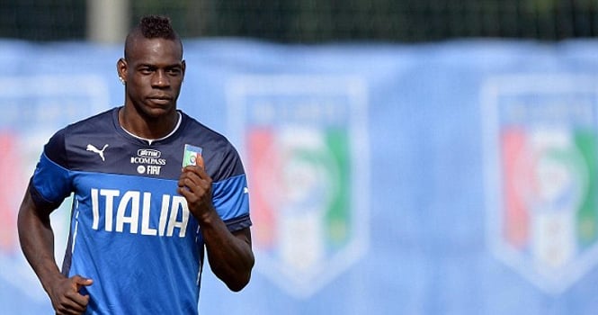 Arsenal đang xúc tiến thương vụ Mario Balotelli