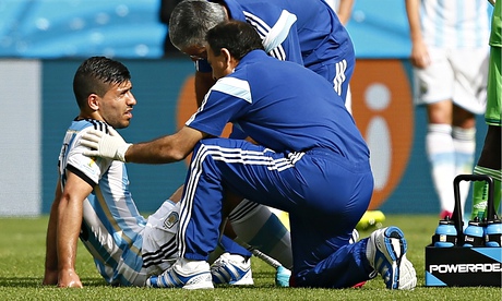 Chấn thương cơ đùi, Aguero chia tay World Cup sớm