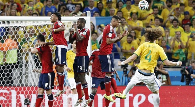 David Luiz tiết lộ bí quyết sút phạt vào lưới Colombia