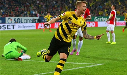 Marco Reus ghi bàn, Dortmund có 3 điểm đầu tiên tại Bundesliga