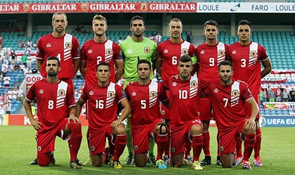 ĐTQG Gibraltar dự vòng loại Euro 2016 với thợ điện, cảnh sát và lính cứu hỏa
