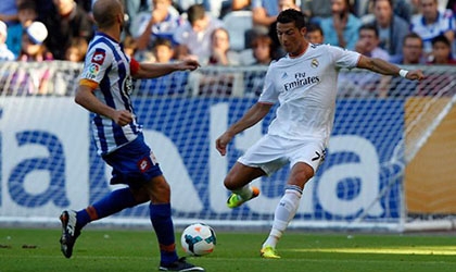 HLV Deportivo xem nhẹ Ronaldo