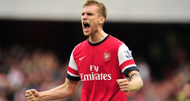 Per Mertesacker chê bai đồng đội, nội bộ Arsenal nổi sóng