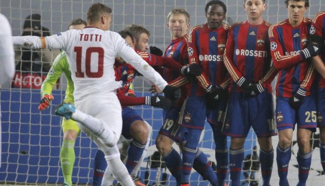 VIDEO: Totti lại lập kỷ lục mới ở đấu trường Champions League