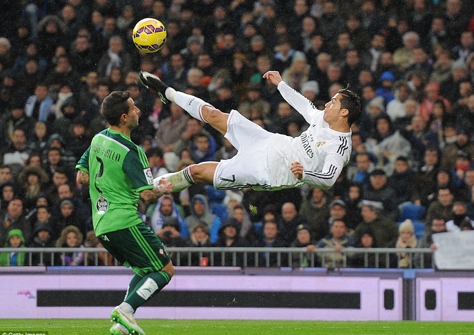 Video clip bàn thắng: Real Madrid 3-0 Celta Vigo- Ronaldo lập hat-trick