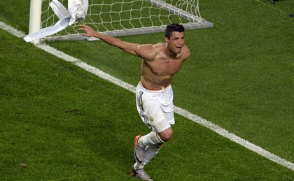 Derby Madrid: Atletico khiếp sợ Ronaldo